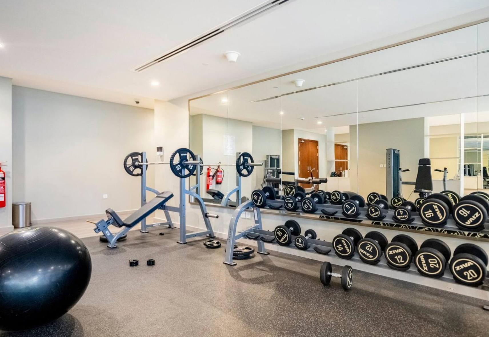 Luxury 2 Bedroom With Burj Khalifa View Dubai Bagian luar foto