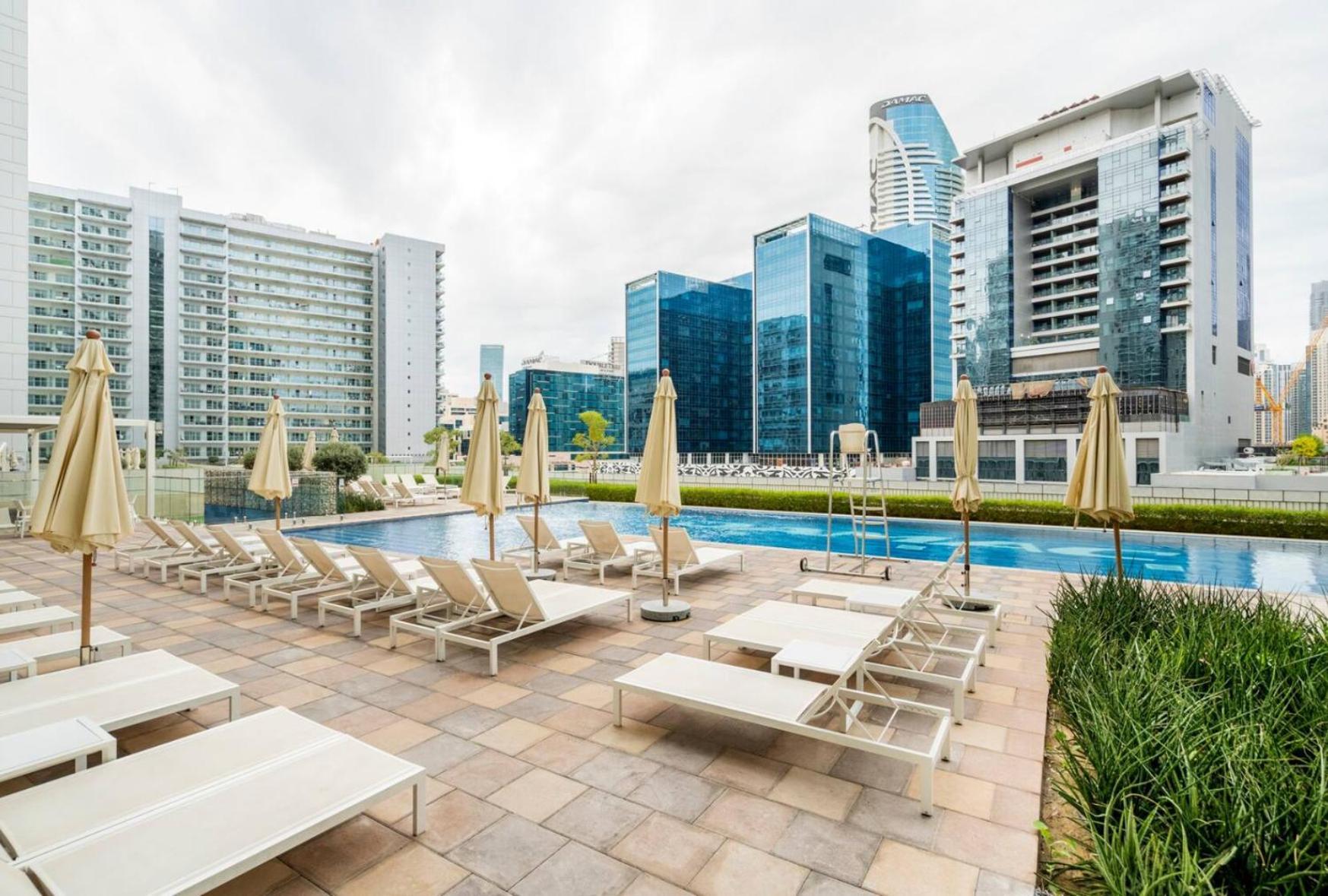 Luxury 2 Bedroom With Burj Khalifa View Dubai Bagian luar foto